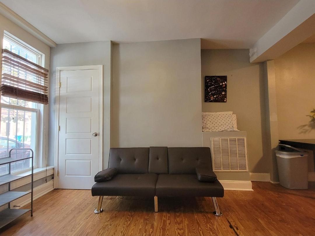 Budget Bed Room Near Downtown Inner Harbor W Free Parking Baltimore Exteriör bild